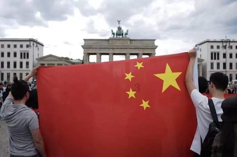 吹壳子第30期:长安汽车连续上热搜 朱华荣到底惹了谁?